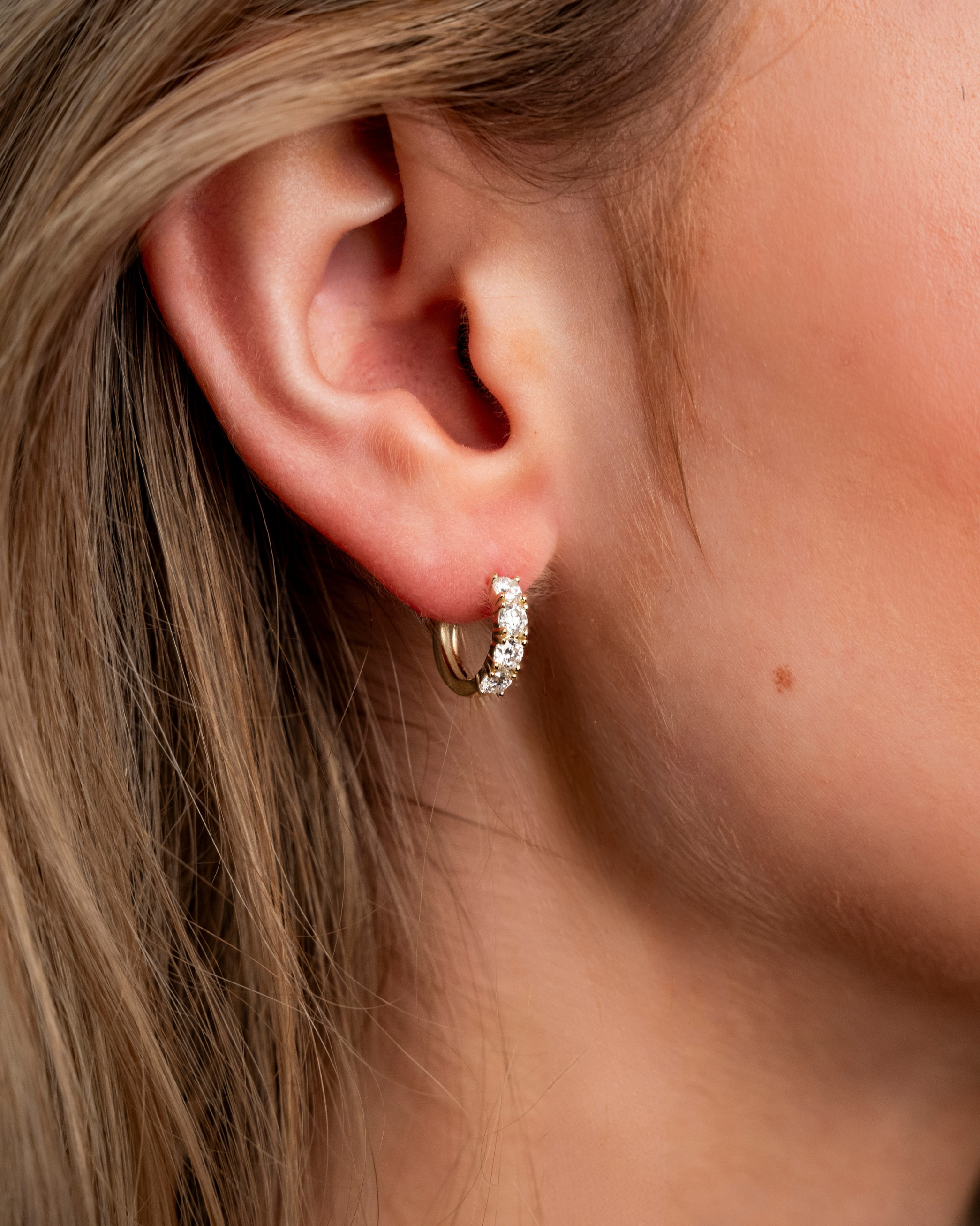 Charlotte Moissanite Hoop Earring