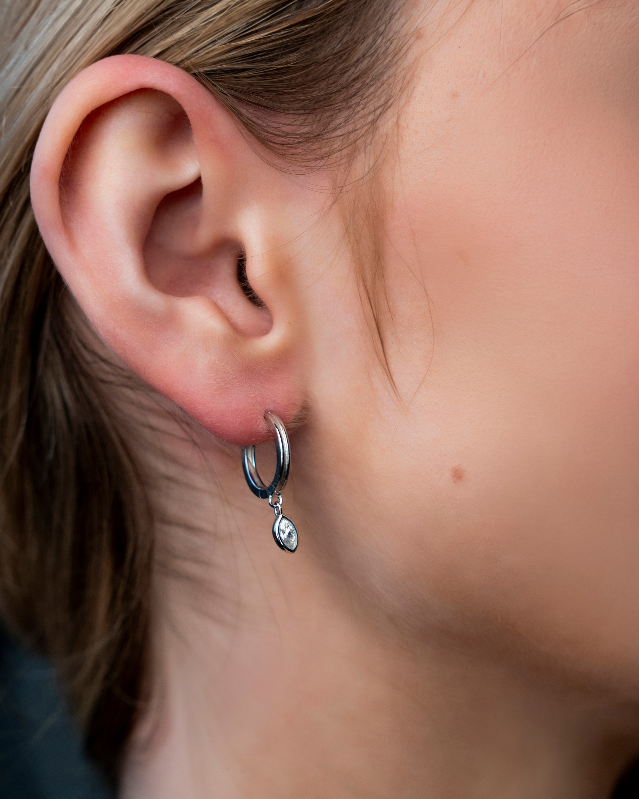 Positano Charm Huggie