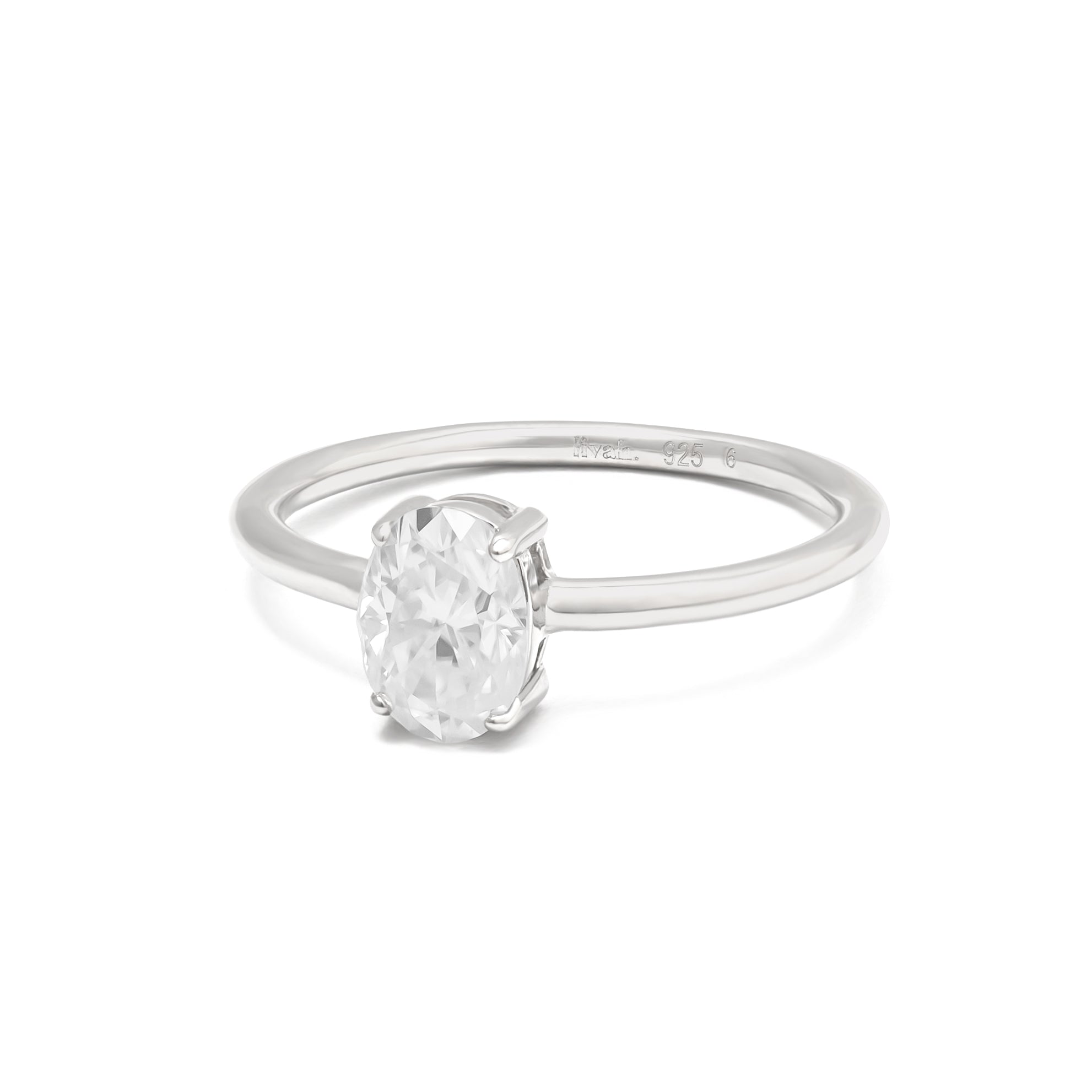 Aysen Oval-Cut Moissanite Ring